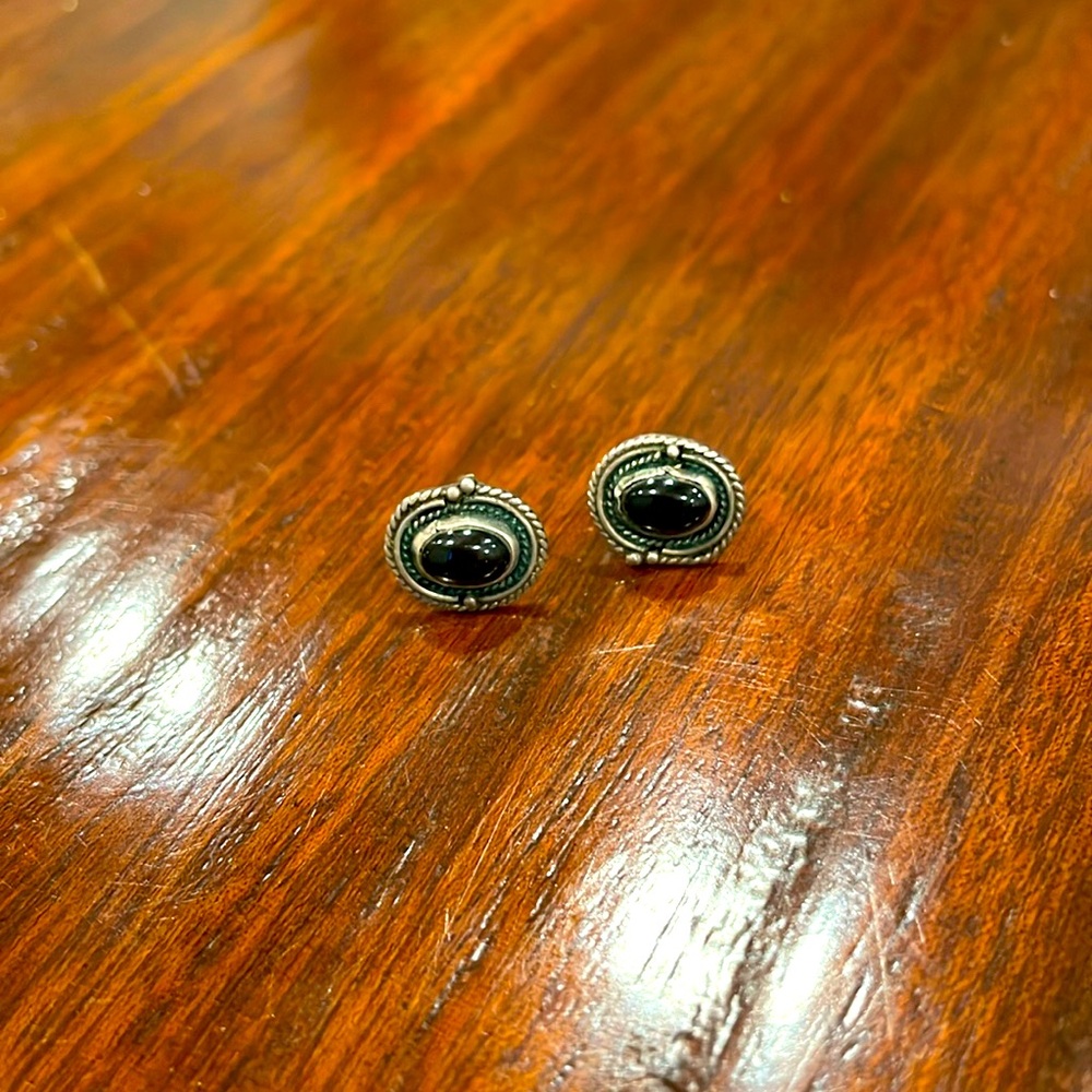Beautiful silver studs with black stone